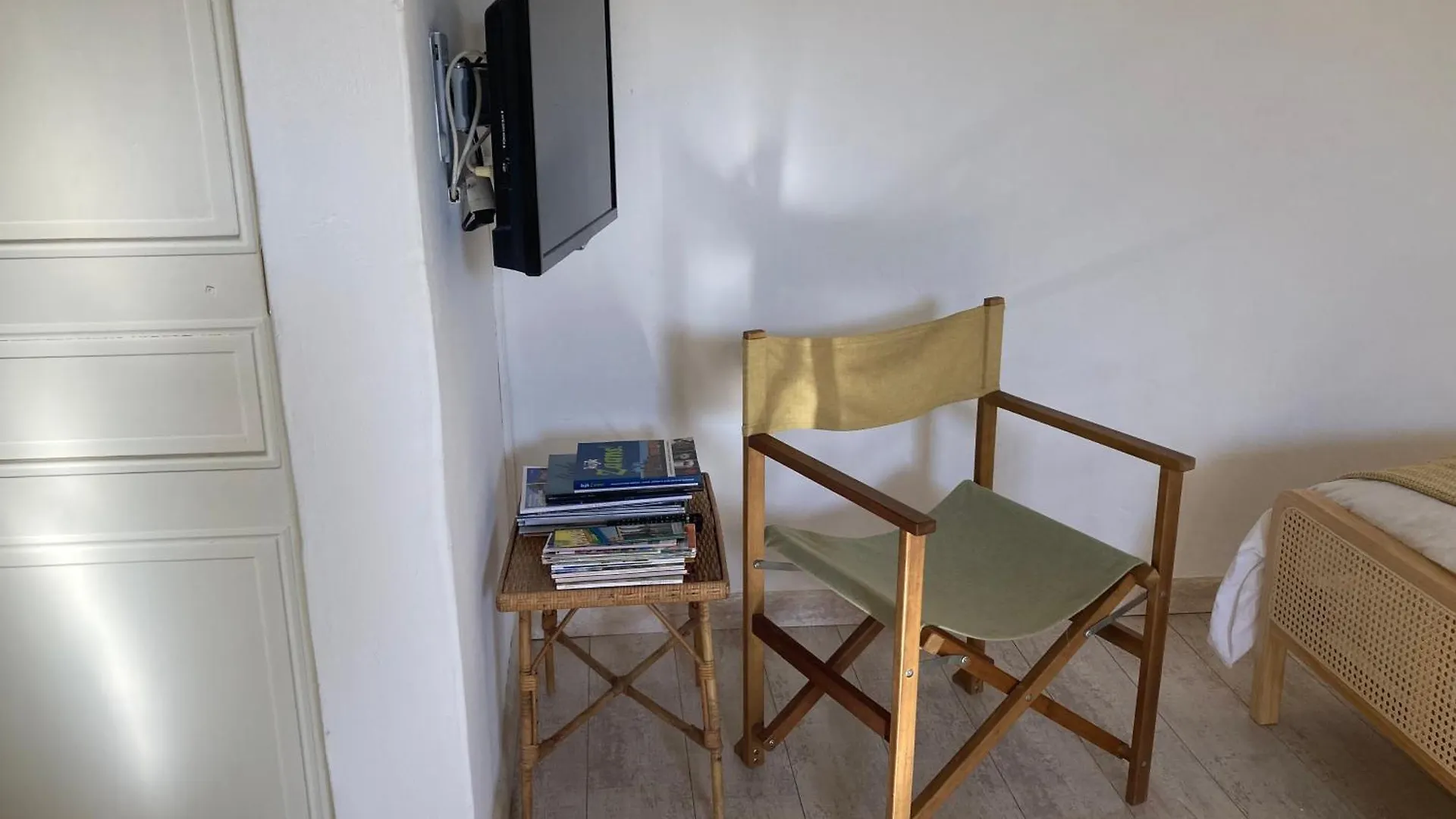 Studio St Remy Historic Center/Air-Com Apartment Saint-Remy-de-Provence 0*,  France