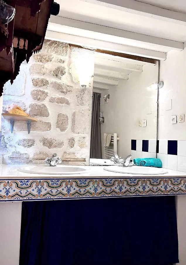 Studio St Remy Historic Center/Air-Com Saint-Rémy-de-Provence Daire